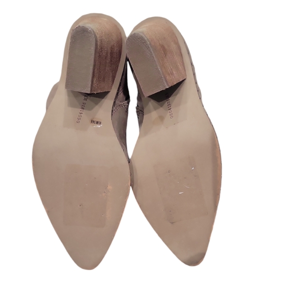 Mercer Edit Brown Suede Heeled Ankle Booties Size 6.5 - Picture 5 of 7